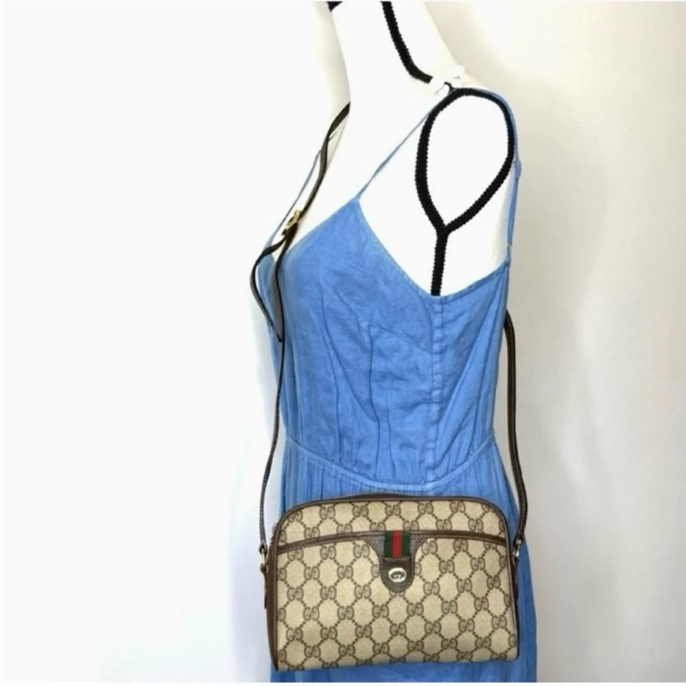 Gucci authentic brown monogram coated canvas crossbody bag brown leather - Picture 3 of 16